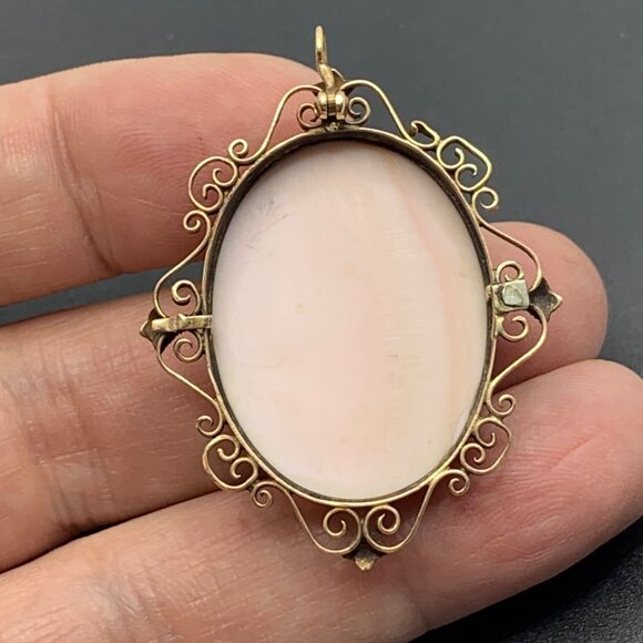 14KY Gold Victorian Shell Cameo Pendant w/ Scroll Filigree Frame 1.75 x 1.25" - Picture 6 of 10